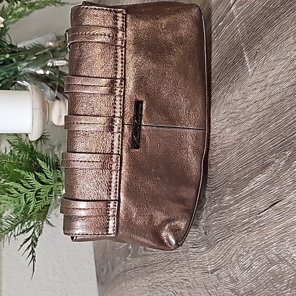 Kenneth Cole Small Bronze Metallic Clutch. - Picture 3 of 7